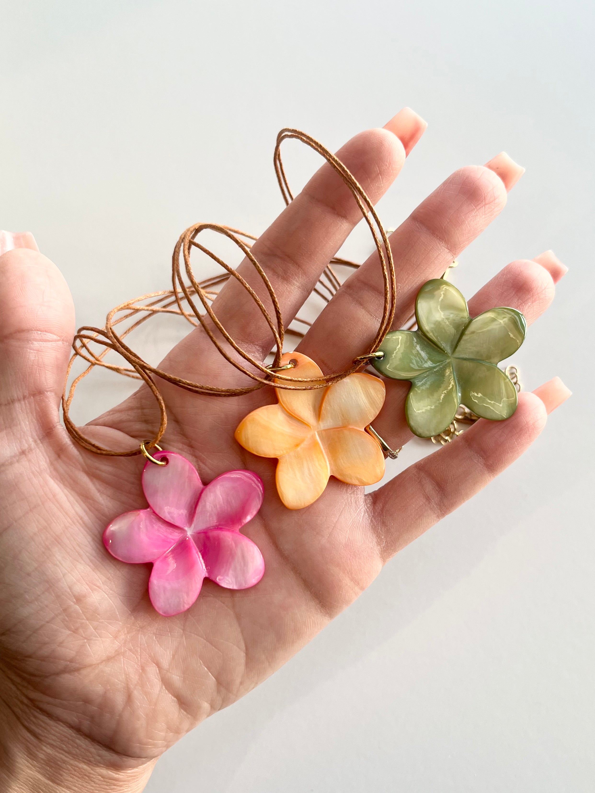 Isla Shell Necklace