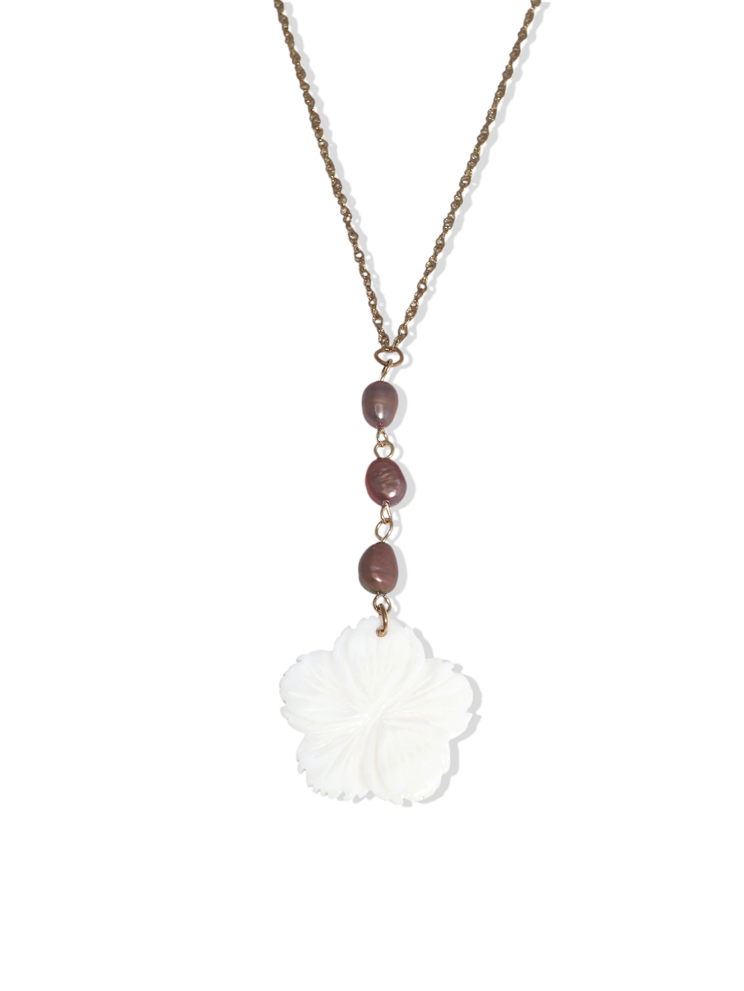 Auri Shell Necklace